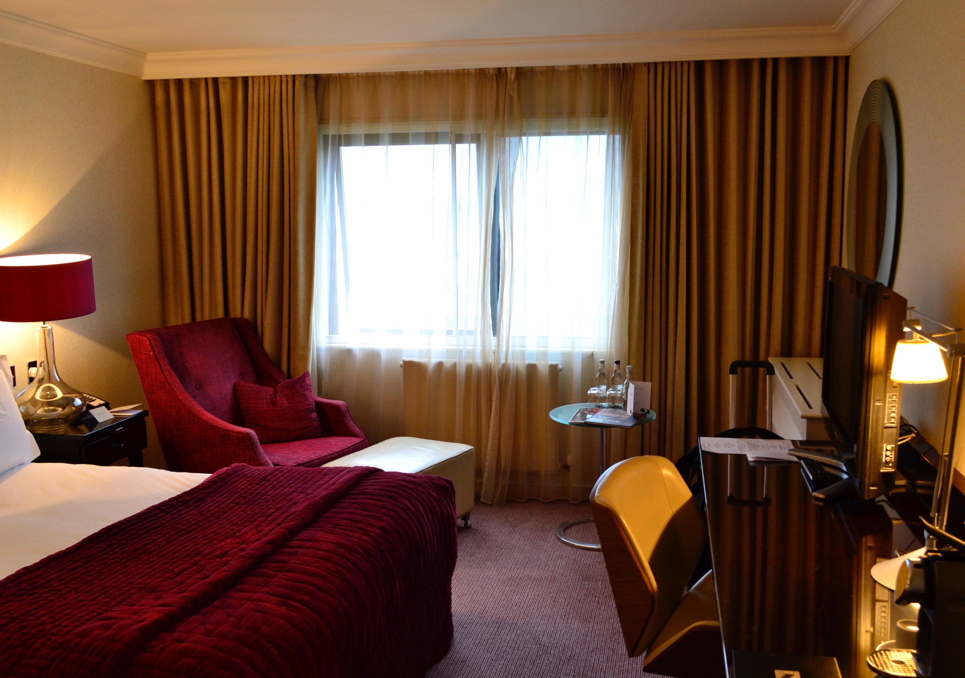 The Bristol Hotel Buitenkant foto